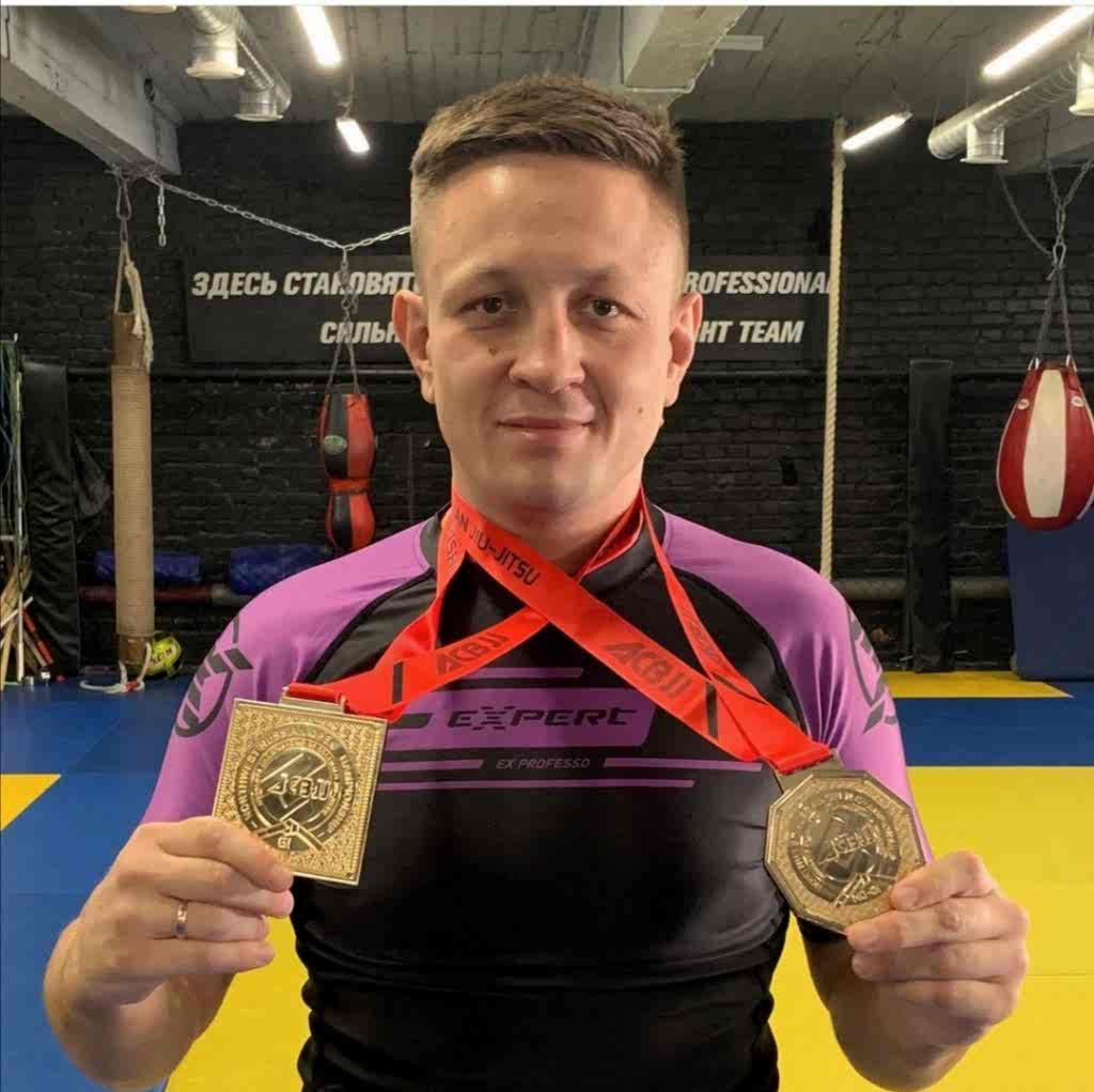 2 золота у тренера команды Кирилла Семенцова на Чемпионате Северо-Запада по бразильскому джиу-джитсу по версии ACB JJ